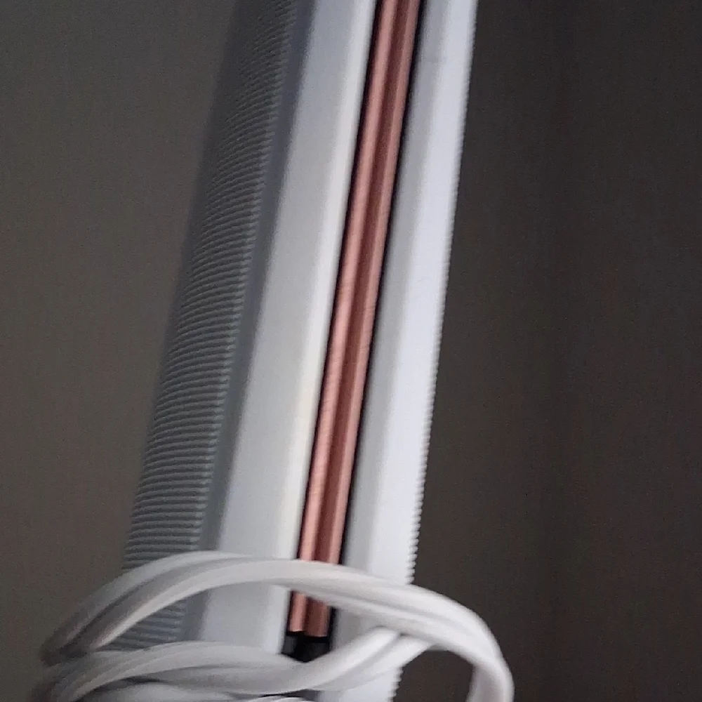 White and Rose Gold Hair Straightener
